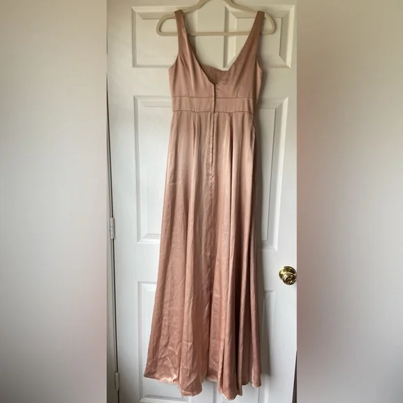 GALINA SIGNATURE
Charmeuse Tank V-Neck Dress with Slit - Picture 4 of 9